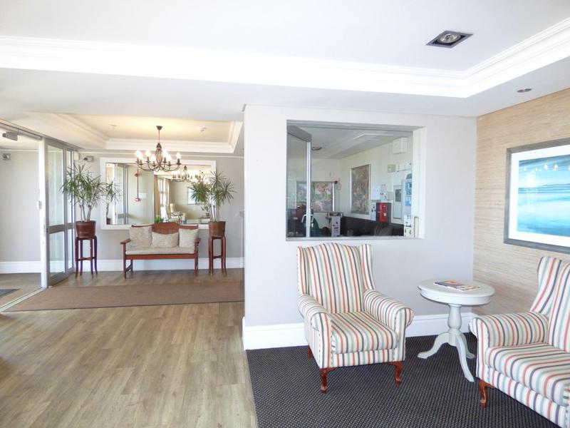 1 Bedroom Property for Sale in Mouille Point Western Cape